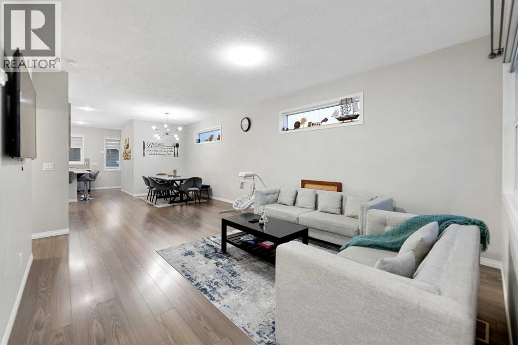 131 Redstone Boulevard Ne, Calgary, Alberta  T3N 0R3 - Photo 8 - A2271734