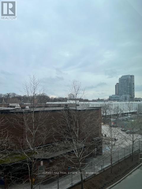 309 - 310 Tweedsmuir Avenue, Toronto, Ontario  M5P 2Y2 - Photo 6 - C12646554