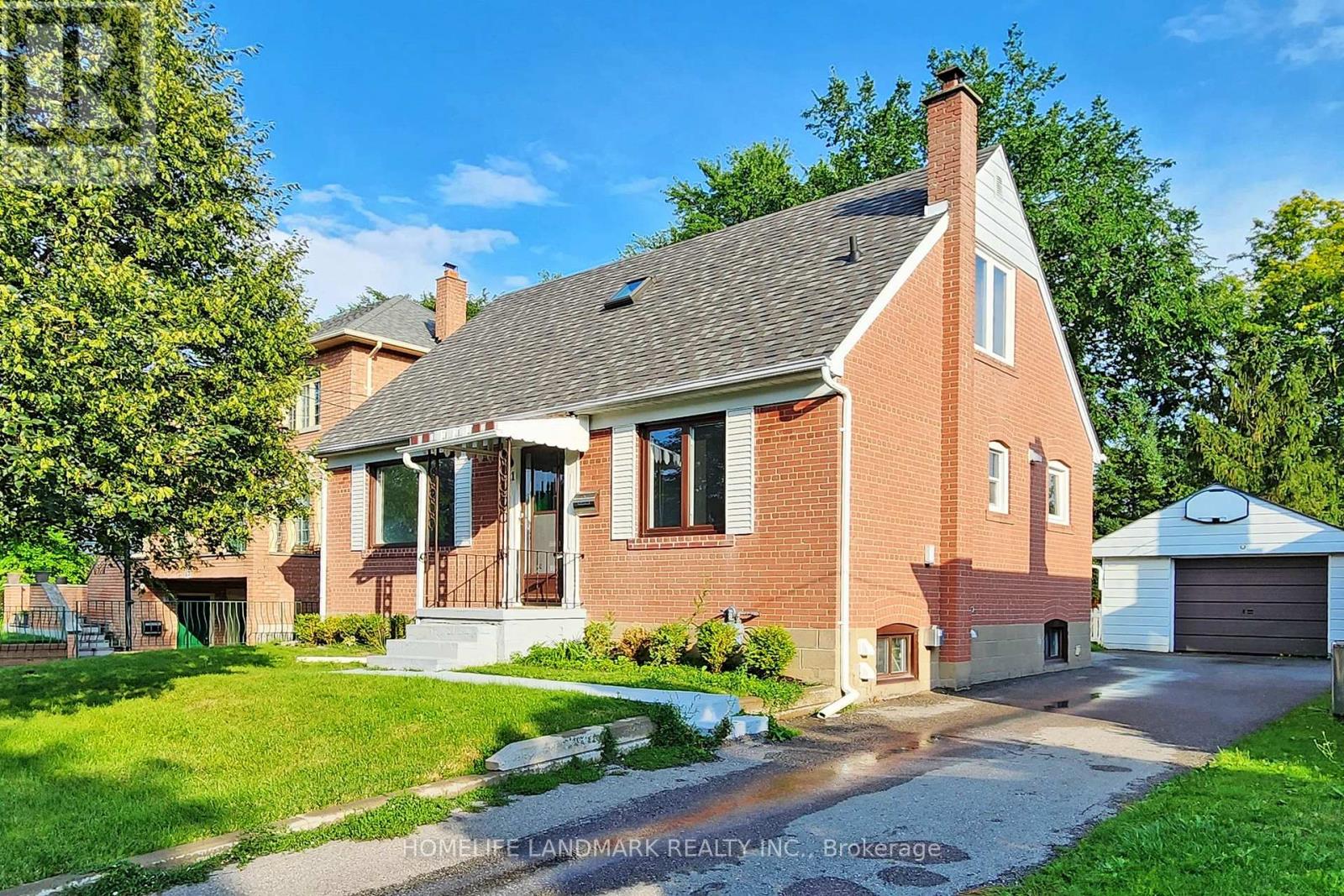 21 Pleasant Avenue, Toronto, Ontario  M2M 1L8 - Photo 1 - C12646594