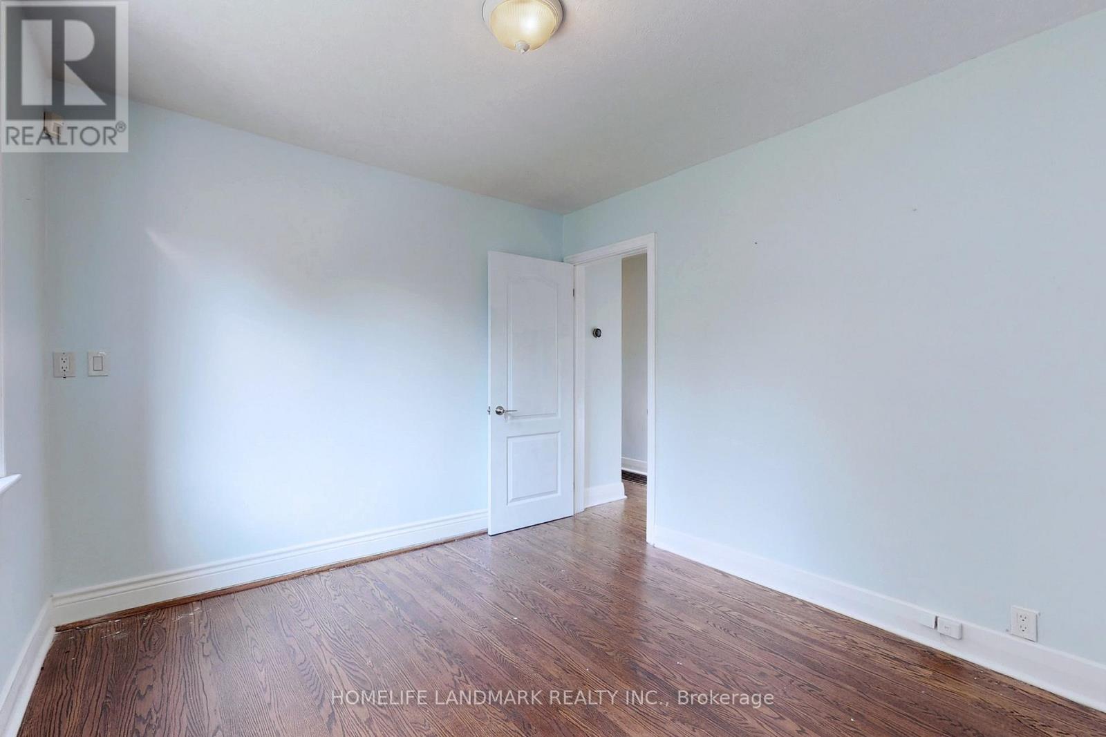 21 Pleasant Avenue, Toronto, Ontario  M2M 1L8 - Photo 18 - C12646594