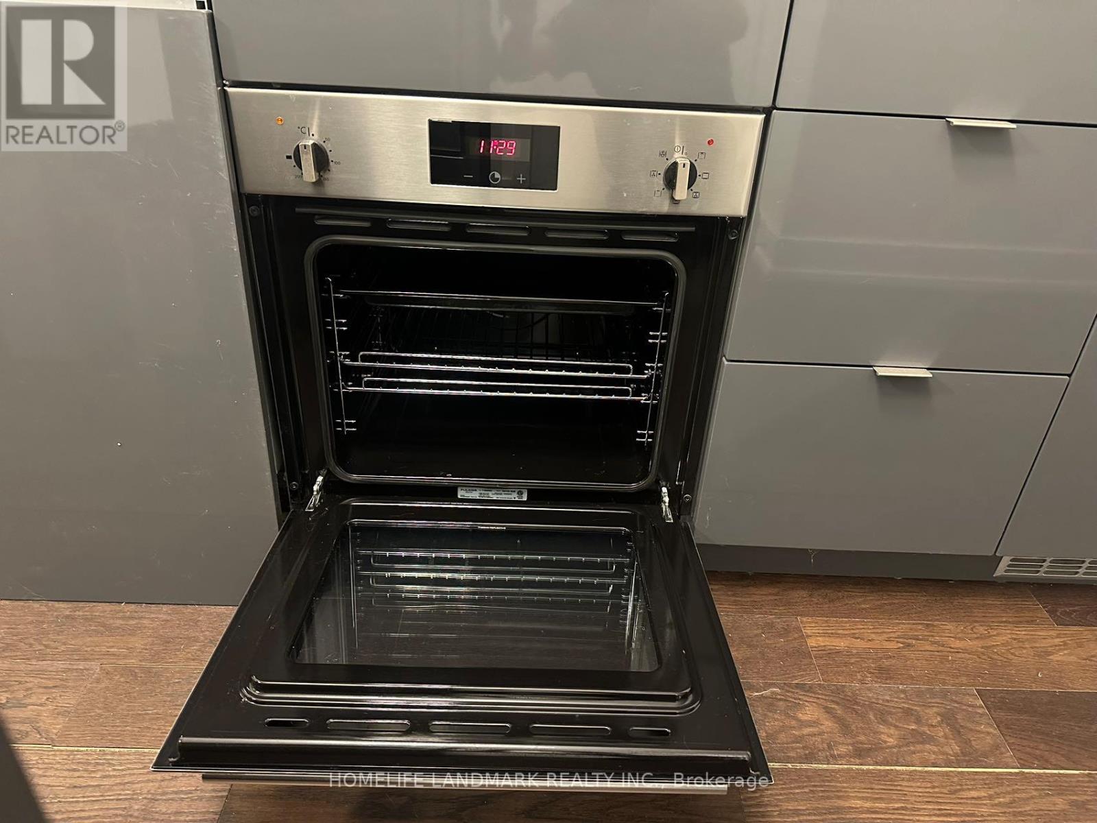 2701 - 7 Grenville Street, Toronto, Ontario  M4Y 1A1 - Photo 6 - C12646656