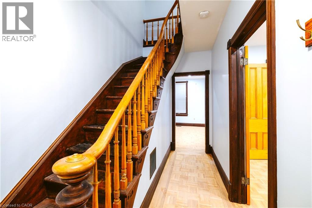 41 Park Hill Road, Cambridge, Ontario  N1R 1P5 - Photo 2 - 40794823