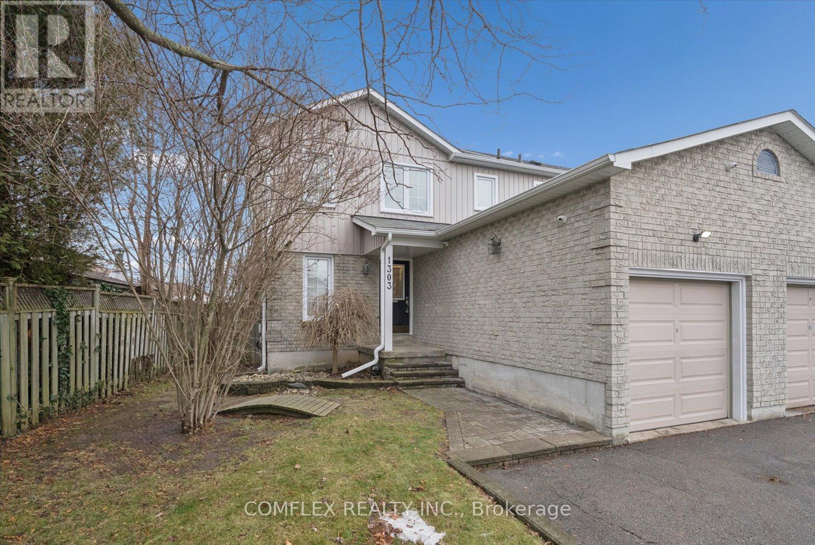 1303 Charter Crescent, Oshawa, Ontario  L1J 8K9 - Photo 2 - E12646560