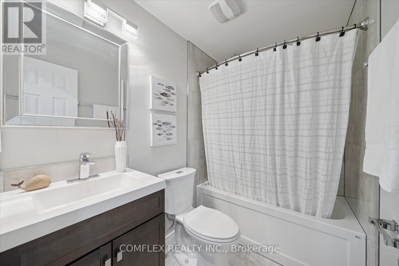 1303 Charter Crescent, Oshawa, Ontario  L1J 8K9 - Photo 25 - E12646560