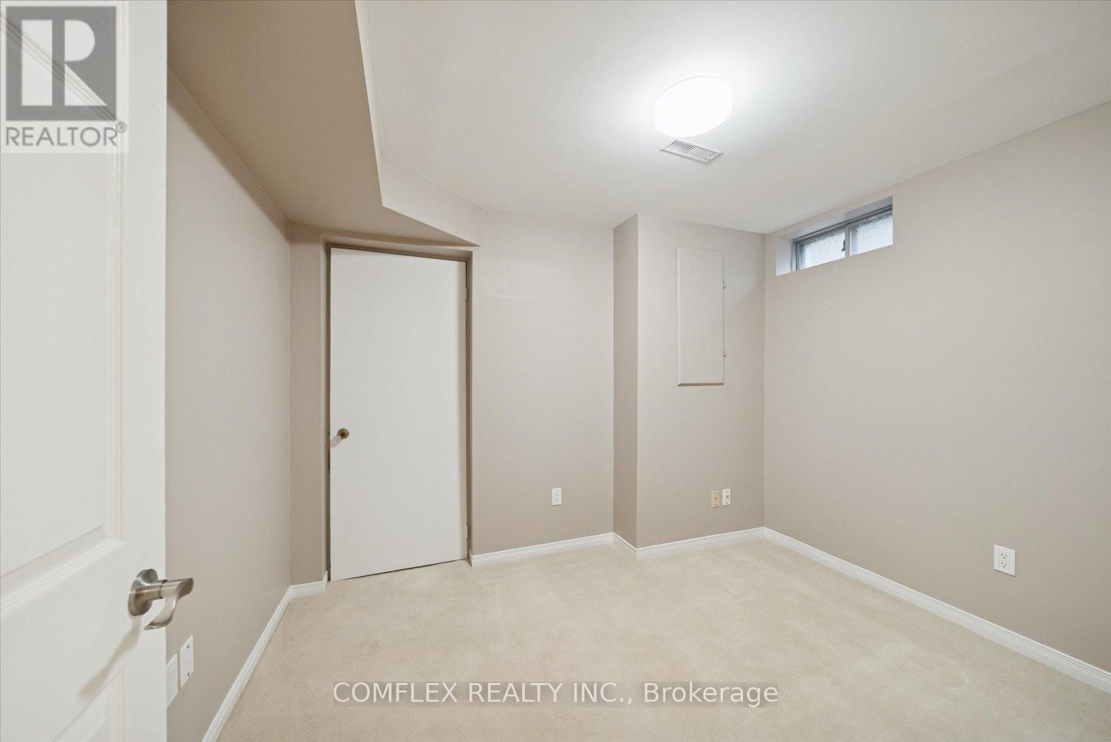 1303 Charter Crescent, Oshawa, Ontario  L1J 8K9 - Photo 32 - E12646560