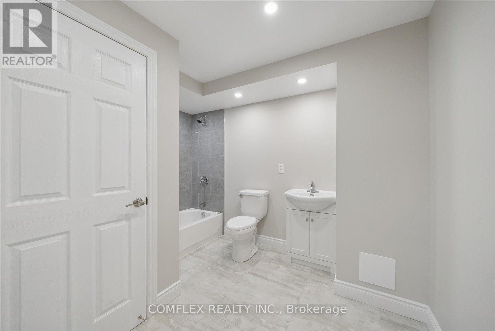 1303 Charter Crescent, Oshawa, Ontario  L1J 8K9 - Photo 34 - E12646560