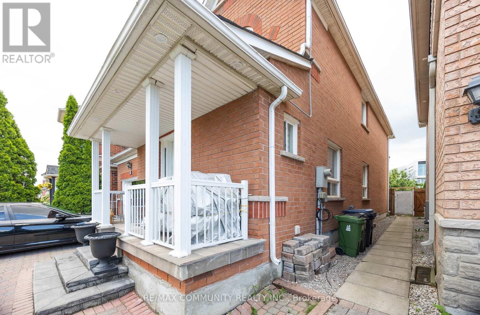 3 Grosbeak Crescent, Toronto, Ontario  M1X 1X1 - Photo 2 - E12646636