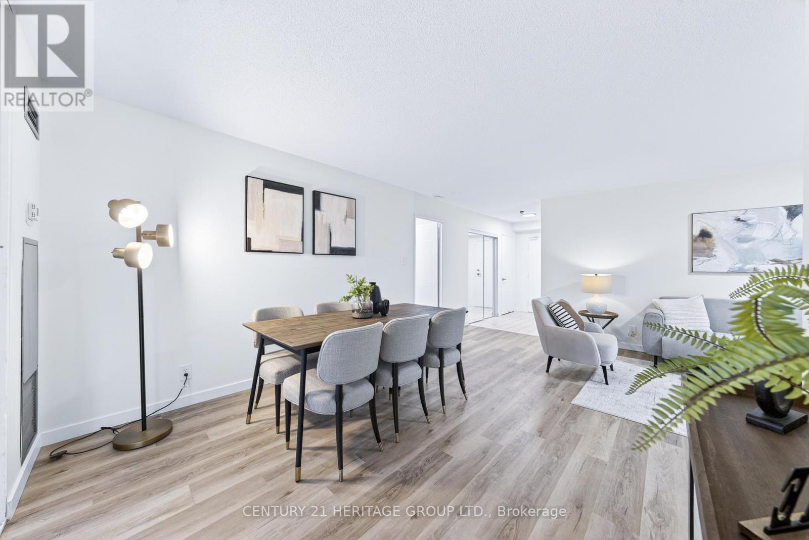 319 - 32 Clarissa Drive, Richmond Hill, Ontario  L4C 9R7 - Photo 23 - N12646550