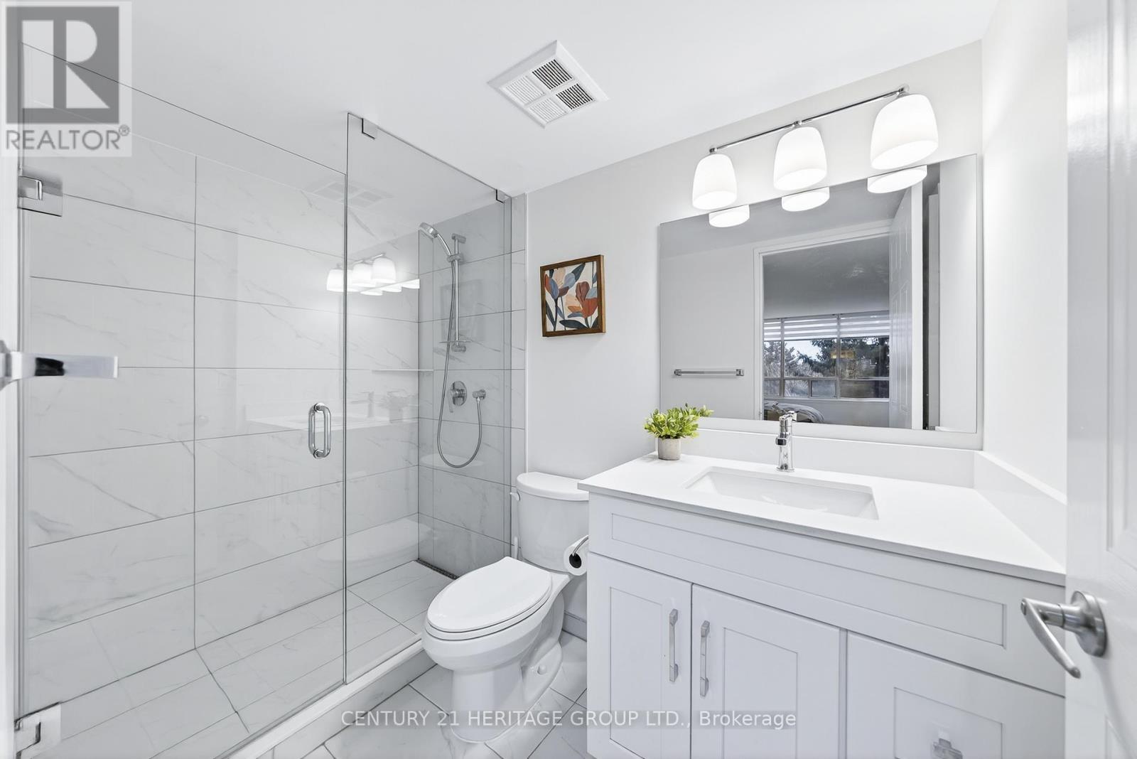 319 - 32 Clarissa Drive, Richmond Hill, Ontario  L4C 9R7 - Photo 30 - N12646550