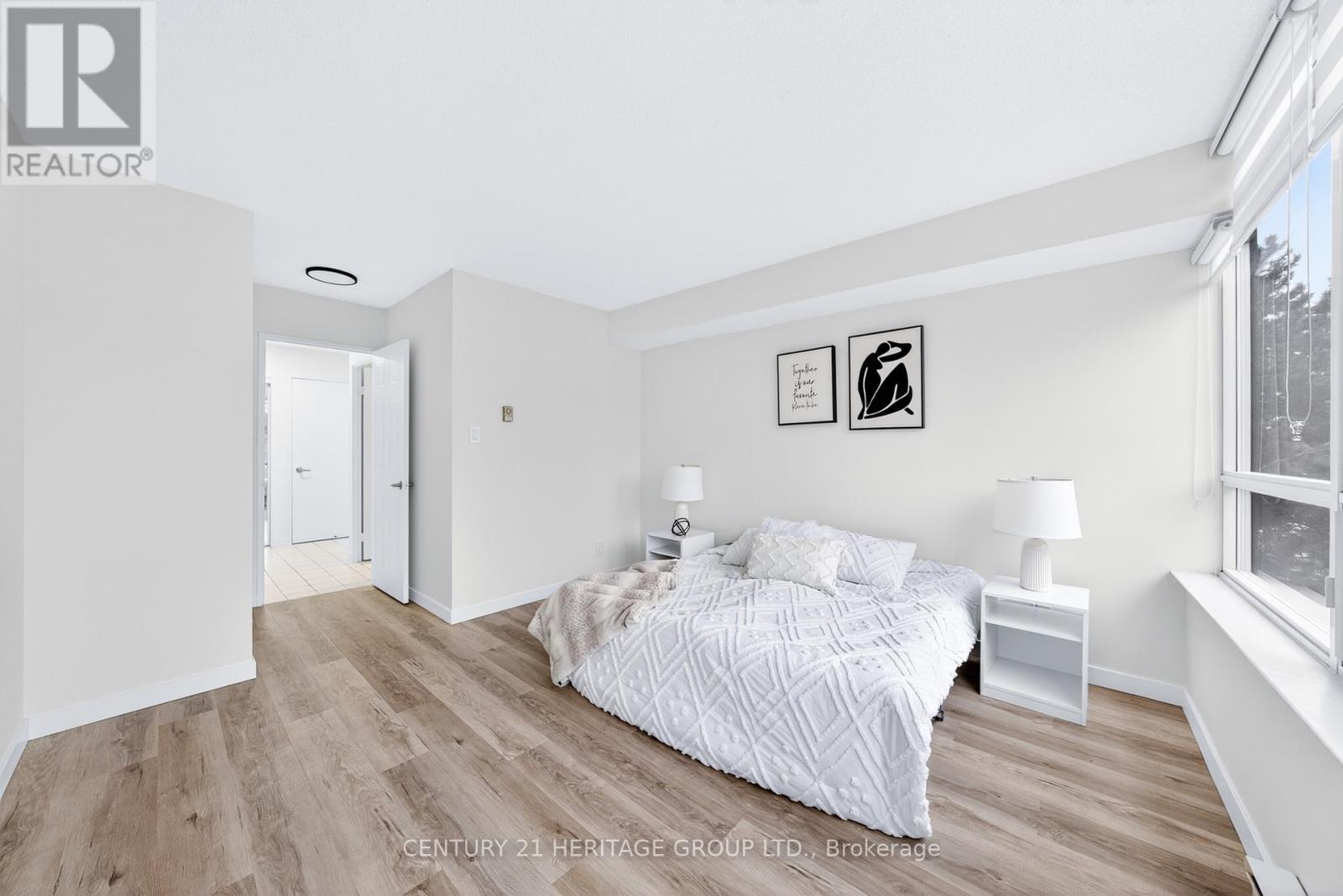 319 - 32 Clarissa Drive, Richmond Hill, Ontario  L4C 9R7 - Photo 32 - N12646550