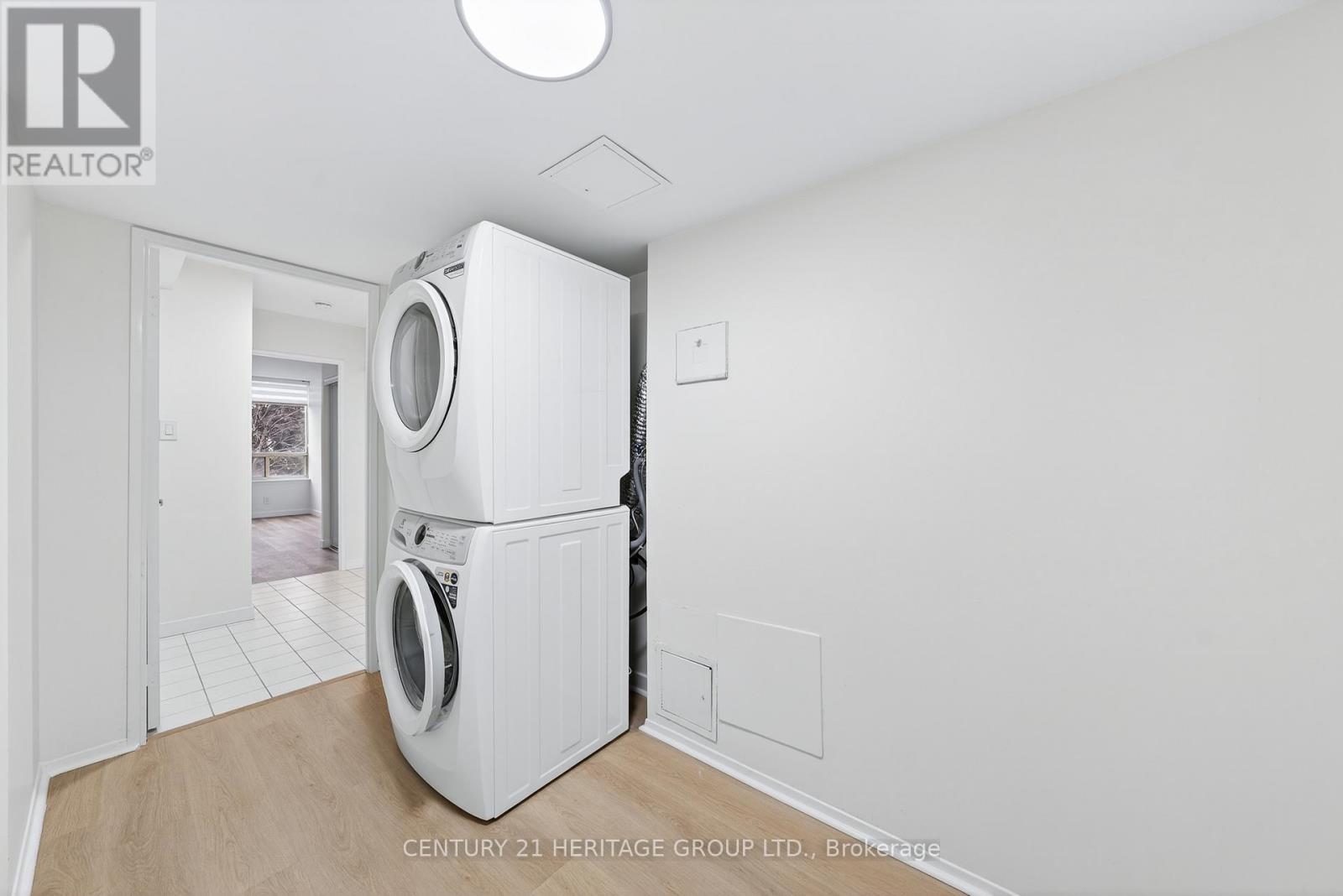 319 - 32 Clarissa Drive, Richmond Hill, Ontario  L4C 9R7 - Photo 33 - N12646550