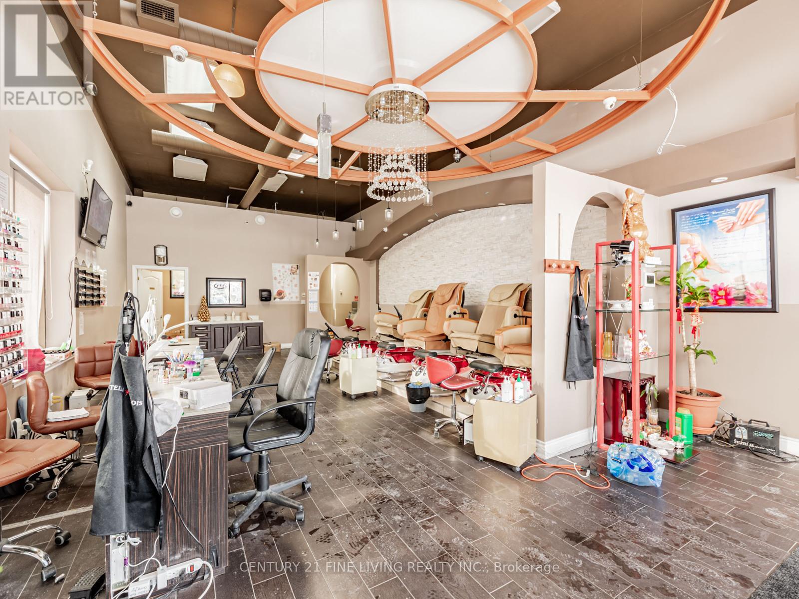 7 - 4101 Rutherford Road, Vaughan, Ontario  L4L 0K1 - Photo 10 - N12646592