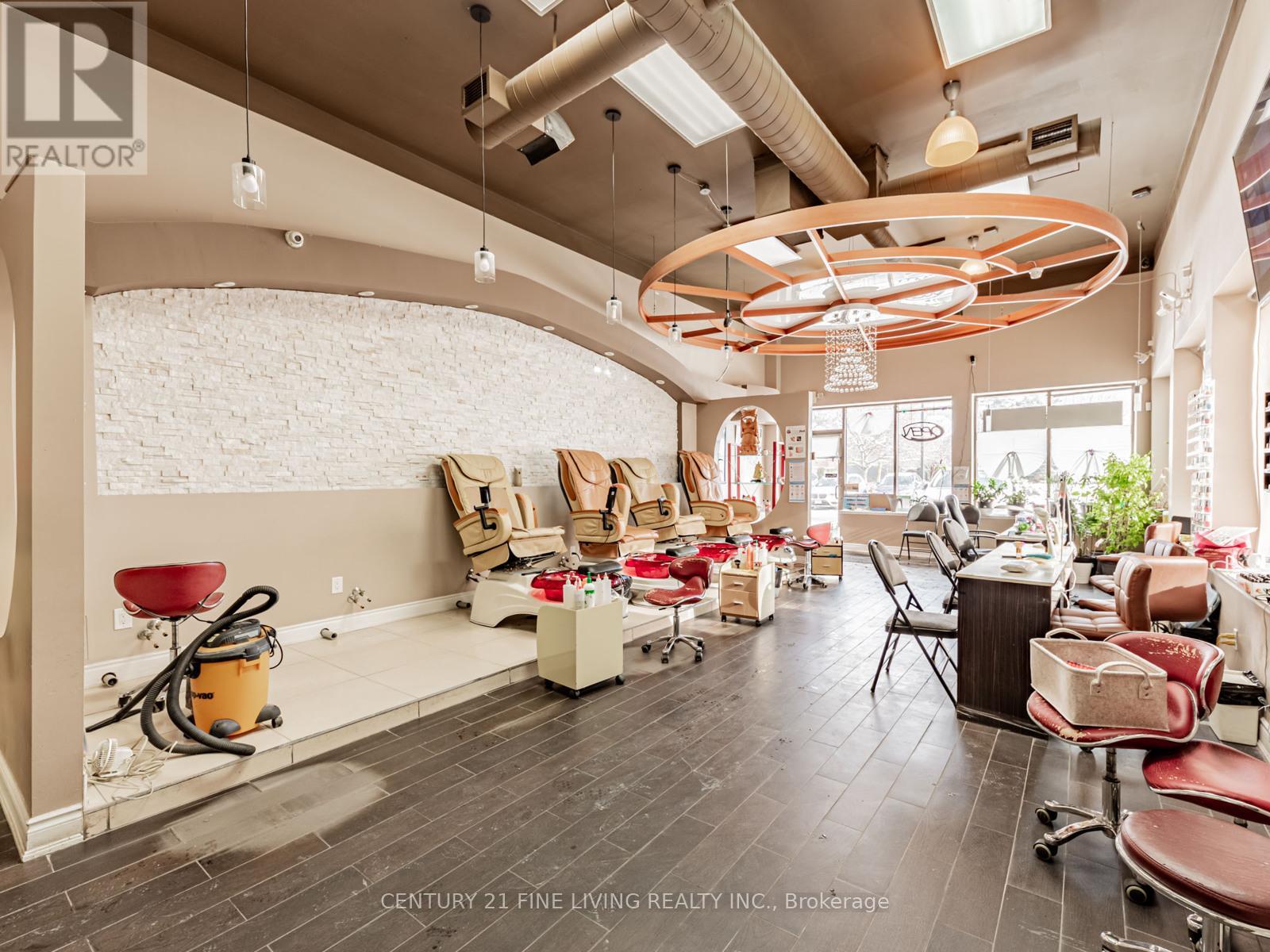 7 - 4101 Rutherford Road, Vaughan, Ontario  L4L 0K1 - Photo 14 - N12646592