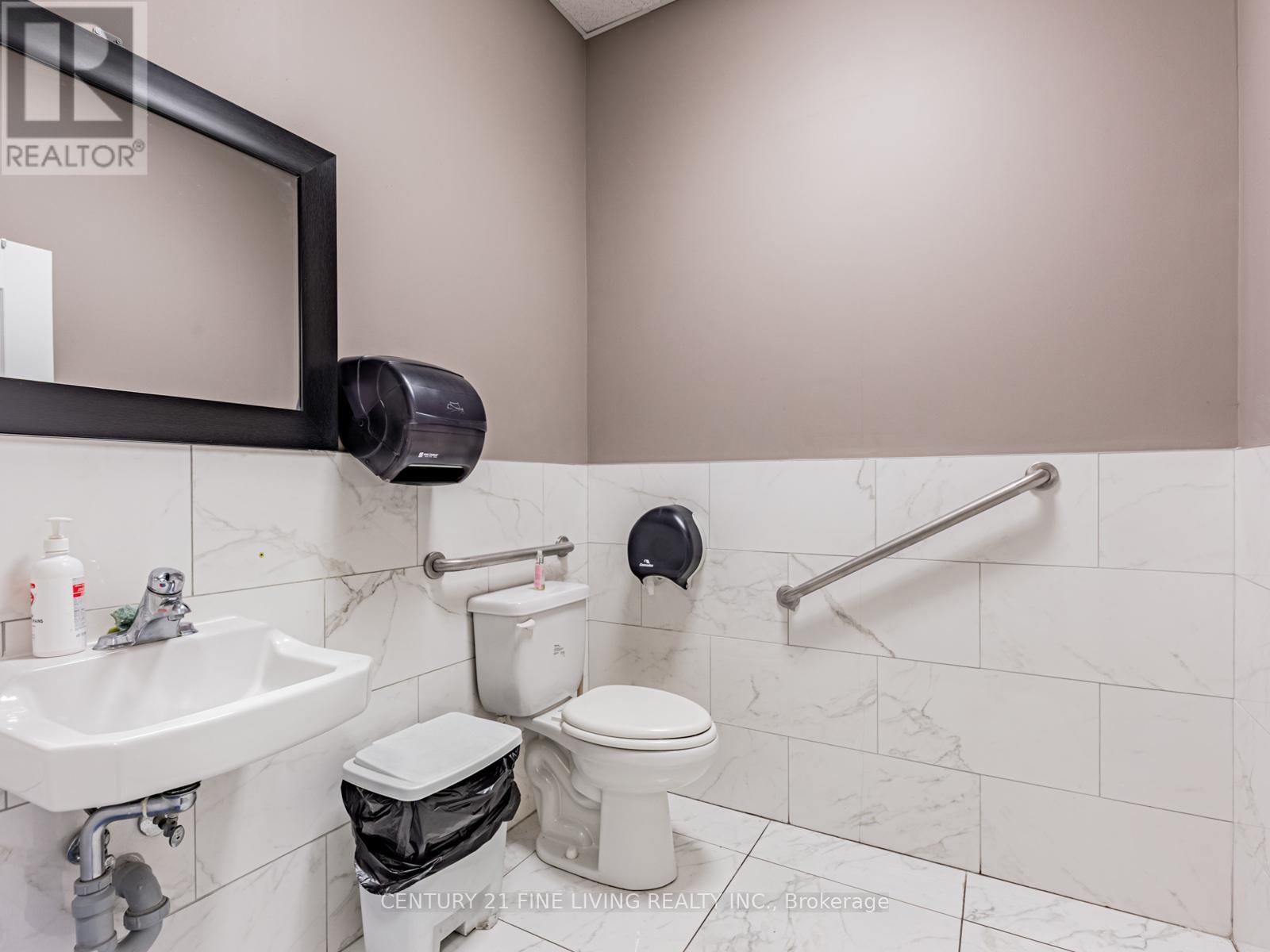 7 - 4101 Rutherford Road, Vaughan, Ontario  L4L 0K1 - Photo 20 - N12646592