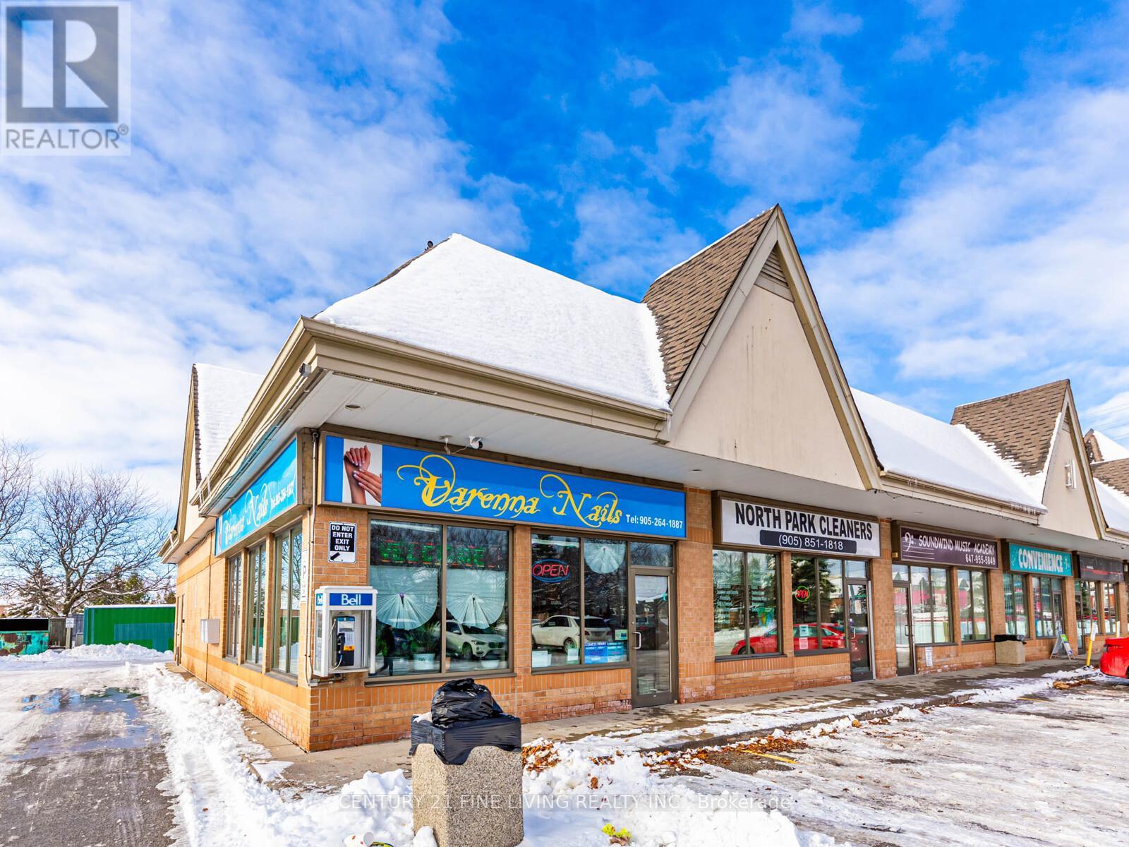 7 - 4101 Rutherford Road, Vaughan, Ontario  L4L 0K1 - Photo 3 - N12646592