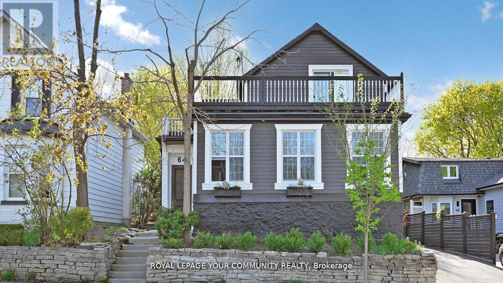 64 MACHELL AVENUE, Aurora, Ontario