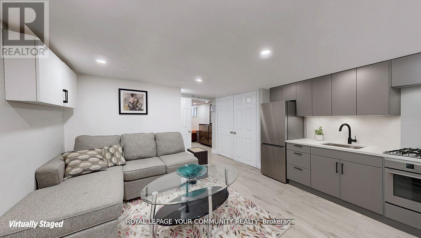 64 Machell Avenue, Aurora, Ontario  L4G 2R7 - Photo 34 - N12646608