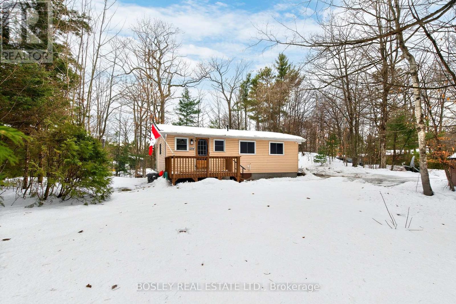 1204 Tiny Beaches Road, Tiny, Ontario  L9M 0H7 - Photo 3 - S12646586