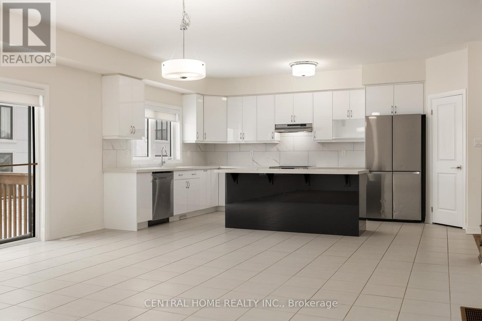 3773 Sunbank Crescent, Severn, Ontario  L3V 6H3 - Photo 15 - S12523854