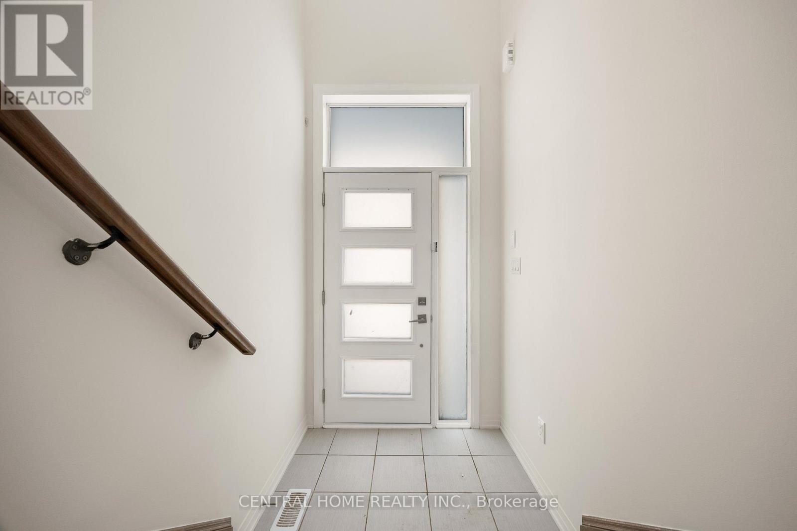 3773 Sunbank Crescent, Severn, Ontario  L3V 6H3 - Photo 4 - S12523854