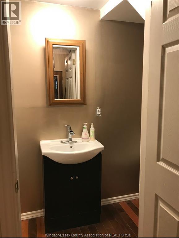 1084 Monmouth, Windsor, Ontario  N8Y 3L7 - Photo 19 - 25031960