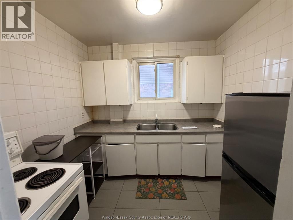 2250 Howard, Windsor, Ontario  N8X 3V1 - Photo 4 - 25031947