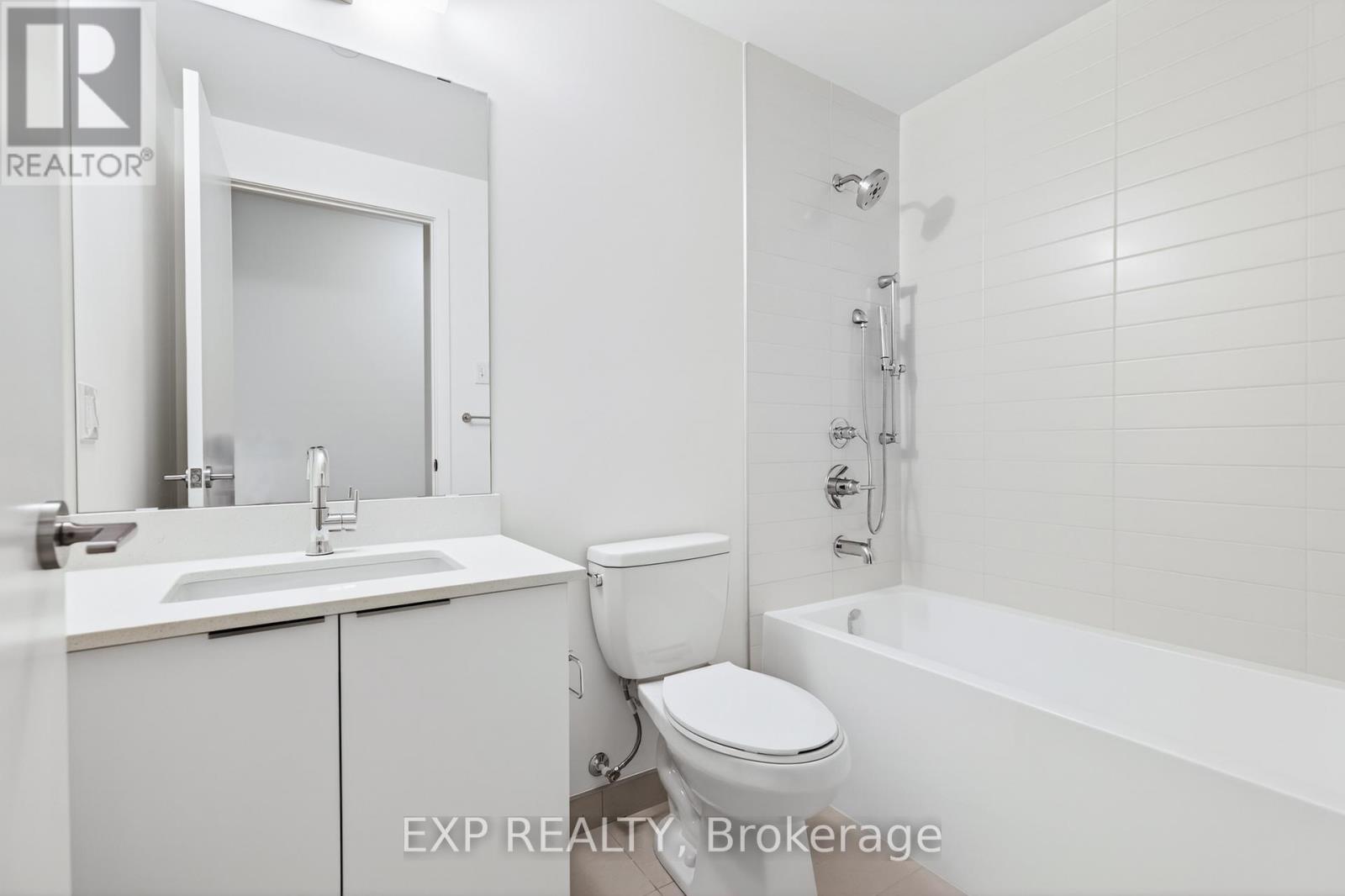 3079 Trafalgar Road, Oakville, Ontario  L6H 8C5 - Photo 12 - W12646540