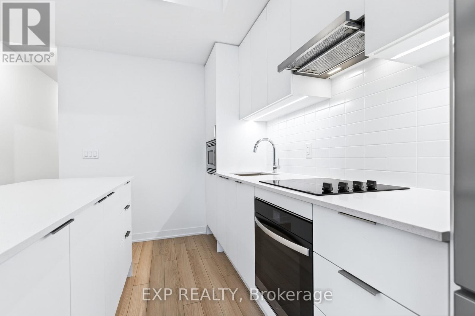 3079 Trafalgar Road, Oakville, Ontario  L6H 8C5 - Photo 21 - W12646540