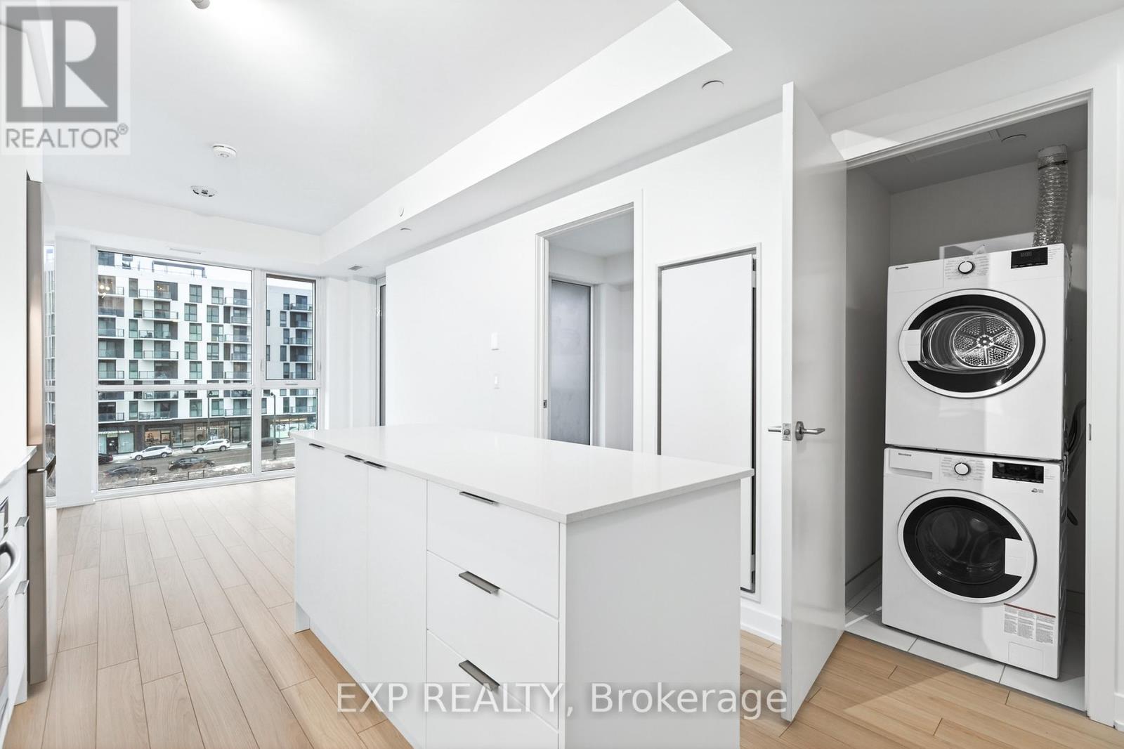 3079 Trafalgar Road, Oakville, Ontario  L6H 8C5 - Photo 27 - W12646540