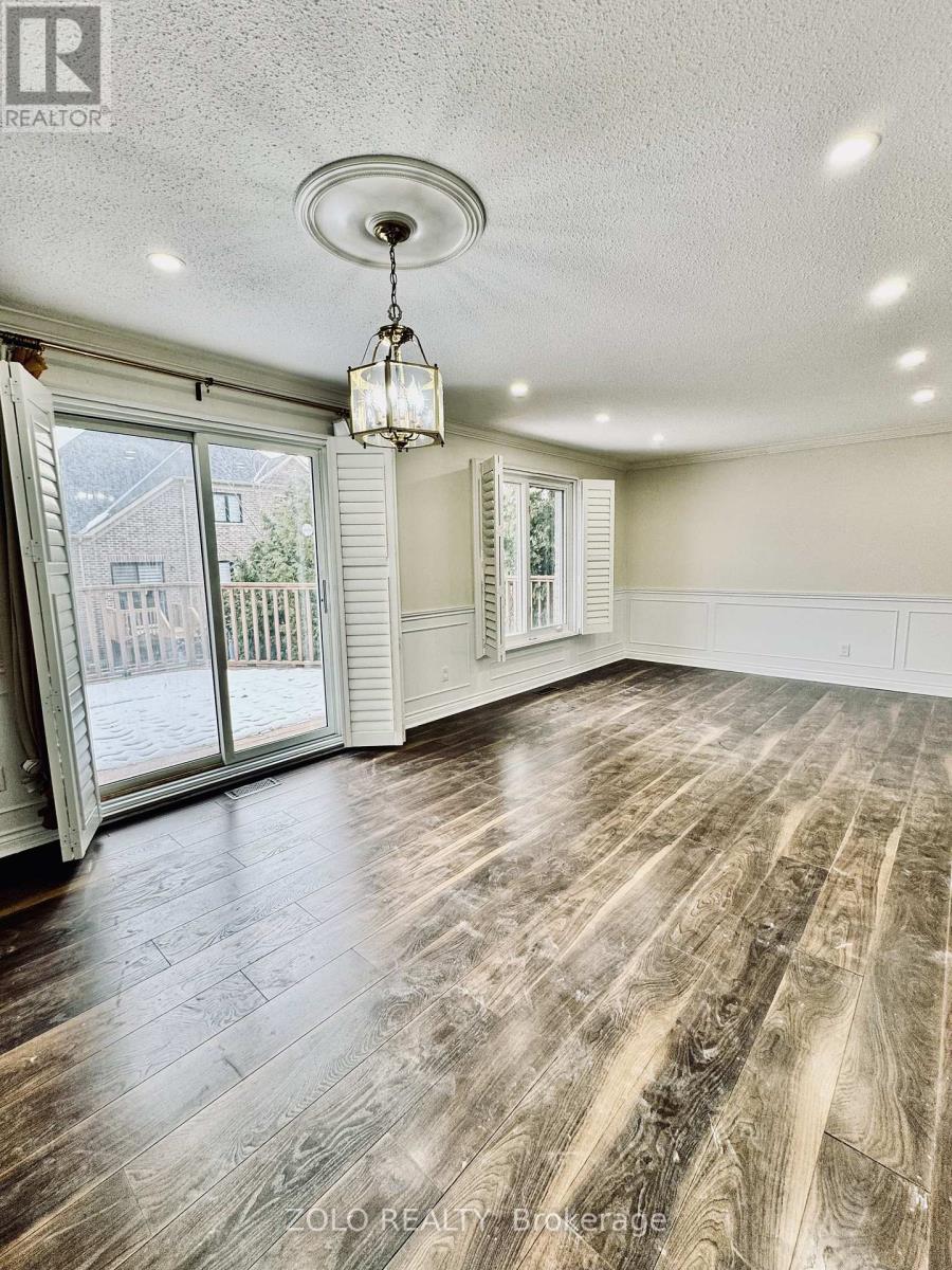 1062 Havendale Boulevard, Burlington, Ontario  L7P 3P8 - Photo 8 - W12646632