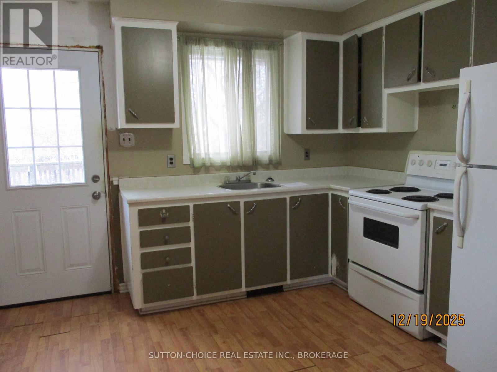 1225 Harrison Street, North Bay, Ontario  P1B 6H1 - Photo 11 - X12646666