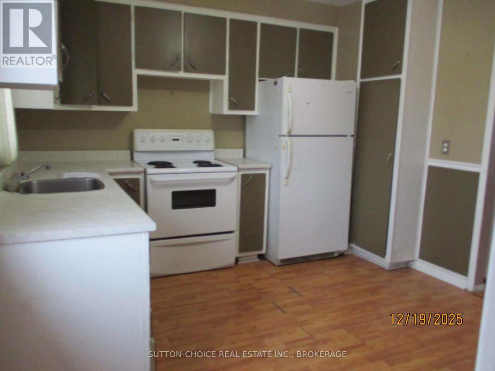 1225 Harrison Street, North Bay, Ontario  P1B 6H1 - Photo 9 - X12646666