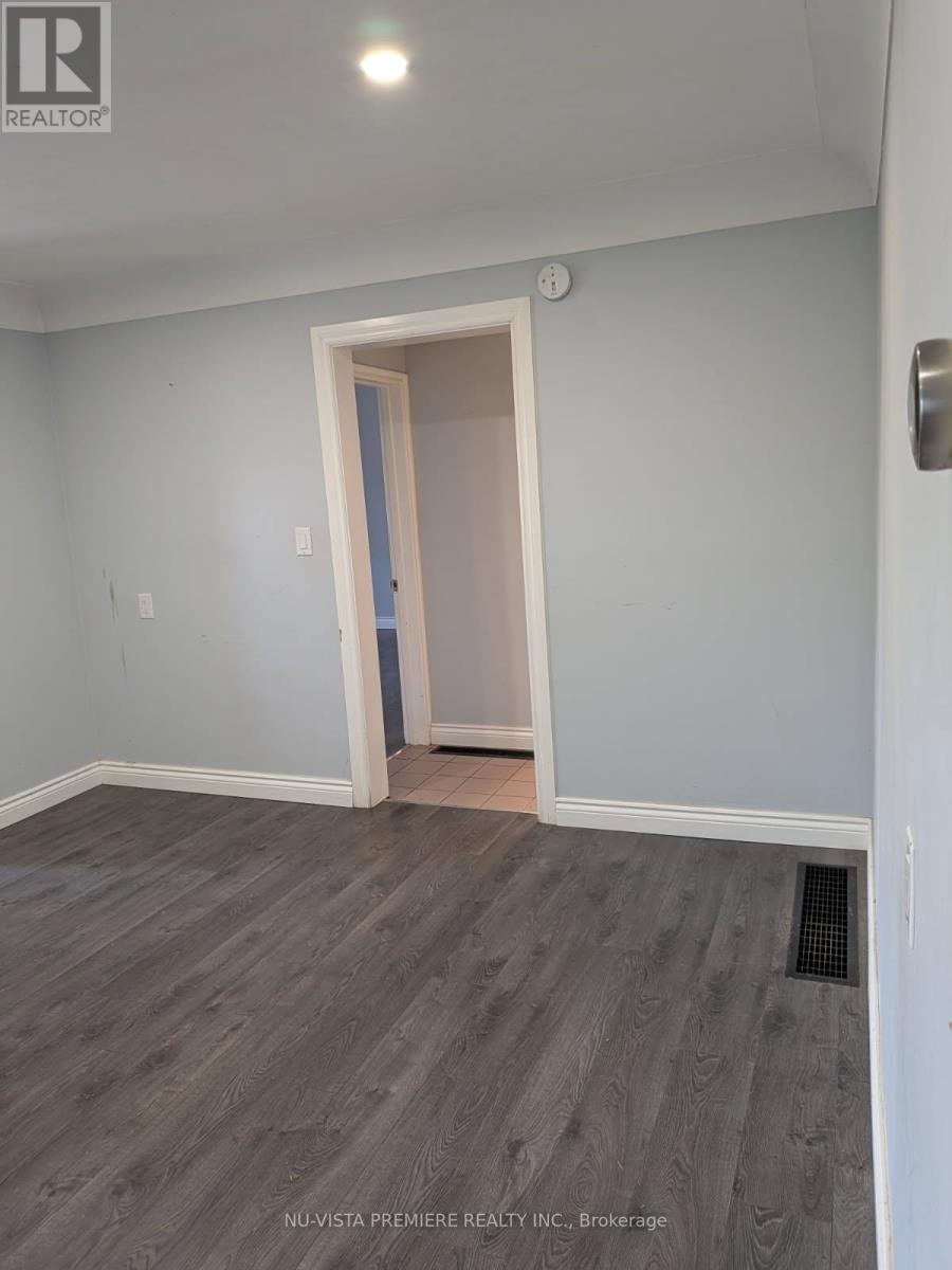 2448 Wilson Street W, Hamilton, Ontario  L0R 1L0 - Photo 11 - X12266866