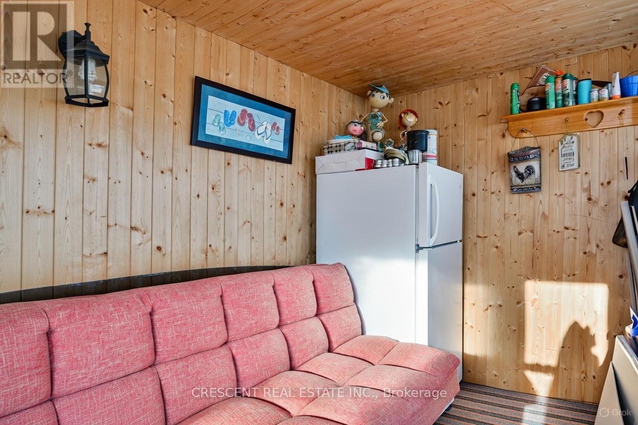 241 Avery Point Road, Kawartha Lakes, Ontario  L0K 1W0 - Photo 5 - X12646576