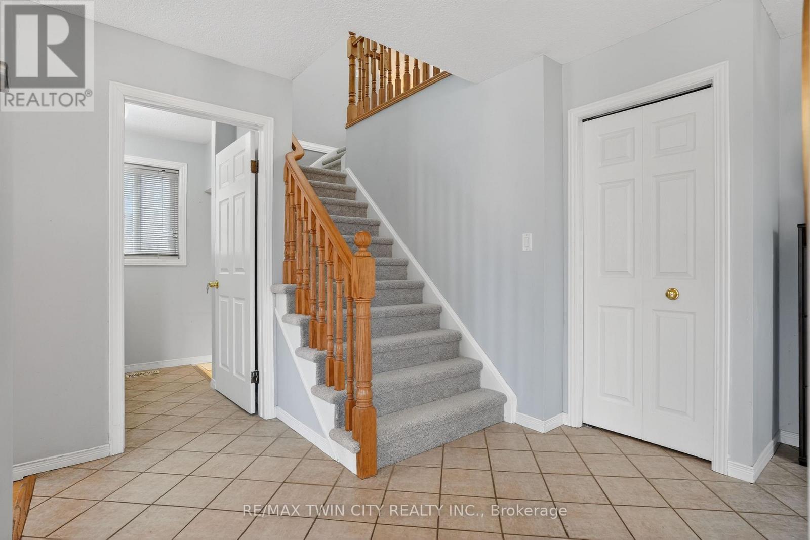 54 Glencliffe Court, Kitchener, Ontario  N2B 3X1 - Photo 22 - X12646626