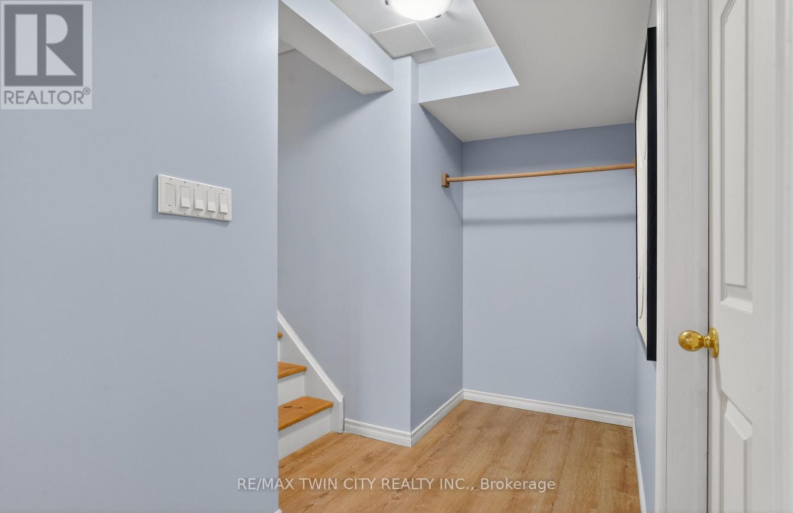 54 Glencliffe Court, Kitchener, Ontario  N2B 3X1 - Photo 46 - X12646626