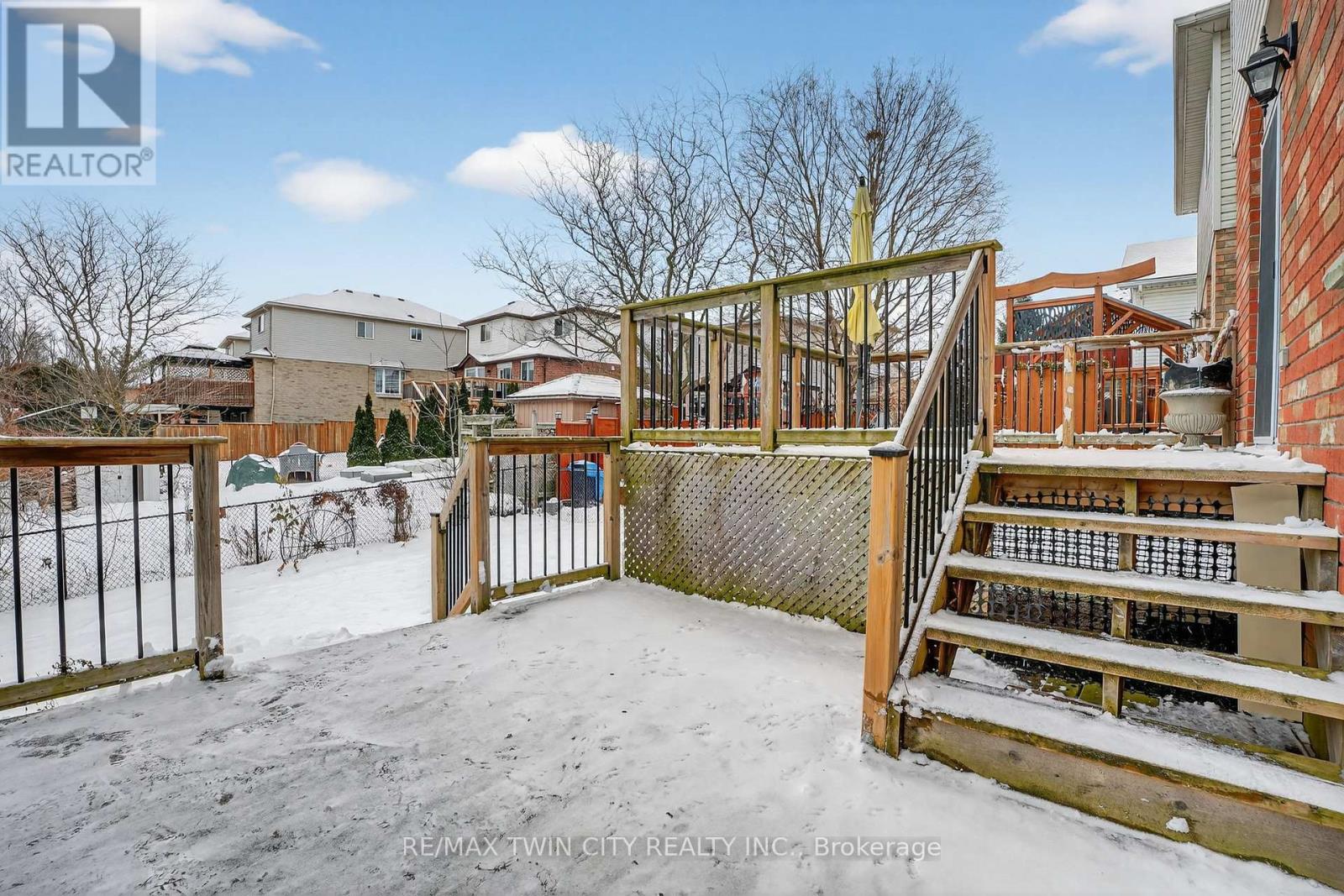 54 Glencliffe Court, Kitchener, Ontario  N2B 3X1 - Photo 48 - X12646626