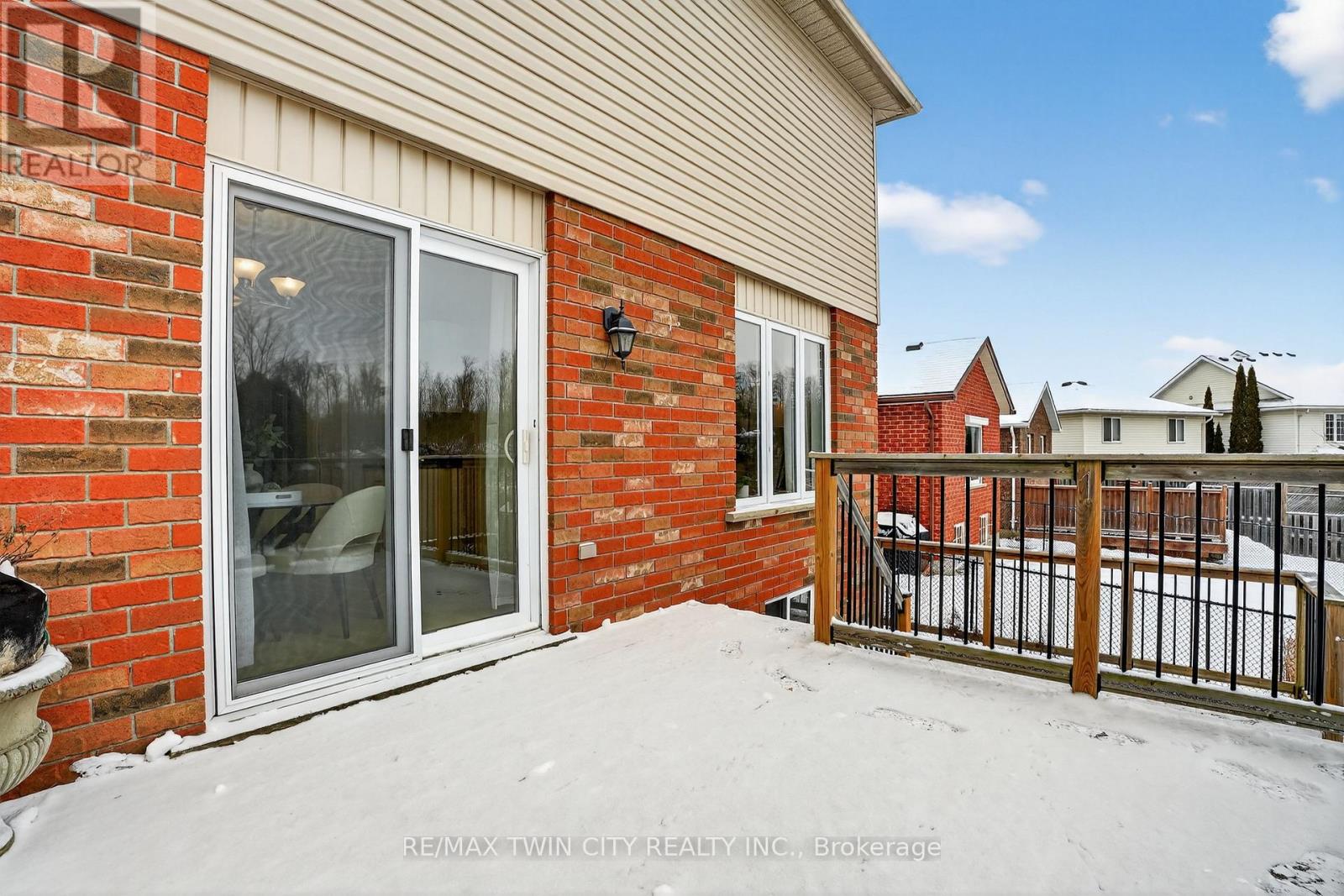 54 Glencliffe Court, Kitchener, Ontario  N2B 3X1 - Photo 50 - X12646626