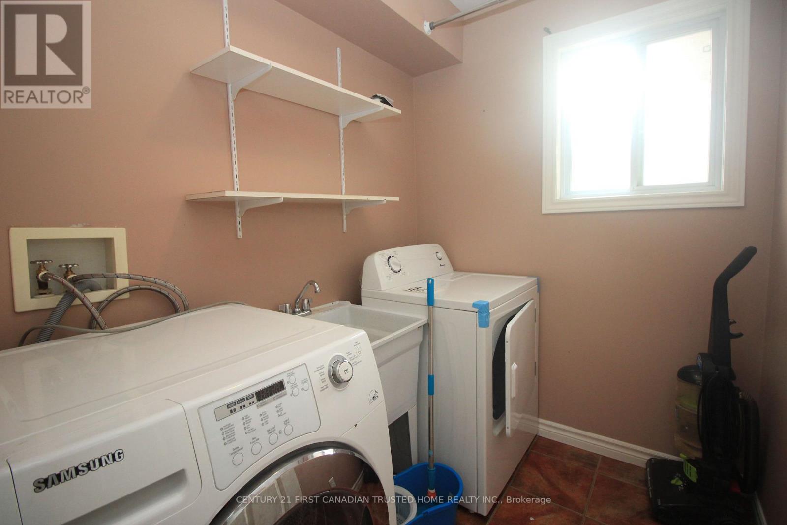 1681 Benjamin Drive, London East, Ontario  N5V 5K1 - Photo 15 - X12646680