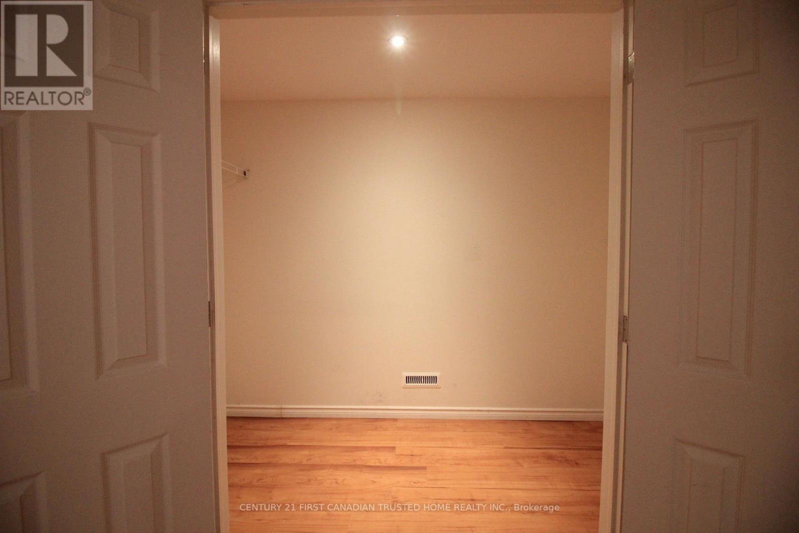 1681 Benjamin Drive, London East, Ontario  N5V 5K1 - Photo 27 - X12646680