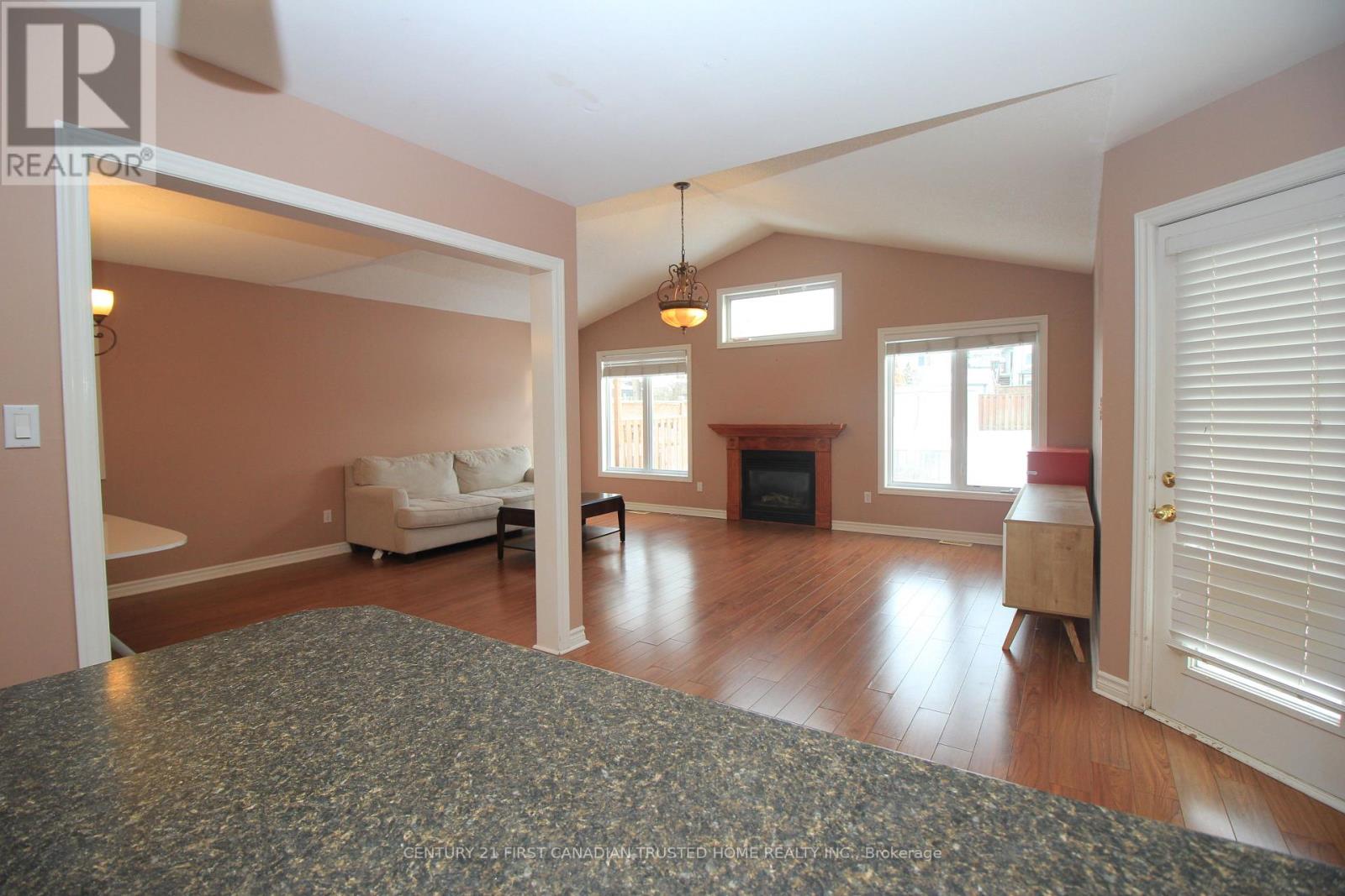 1681 Benjamin Drive, London East, Ontario  N5V 5K1 - Photo 8 - X12646680