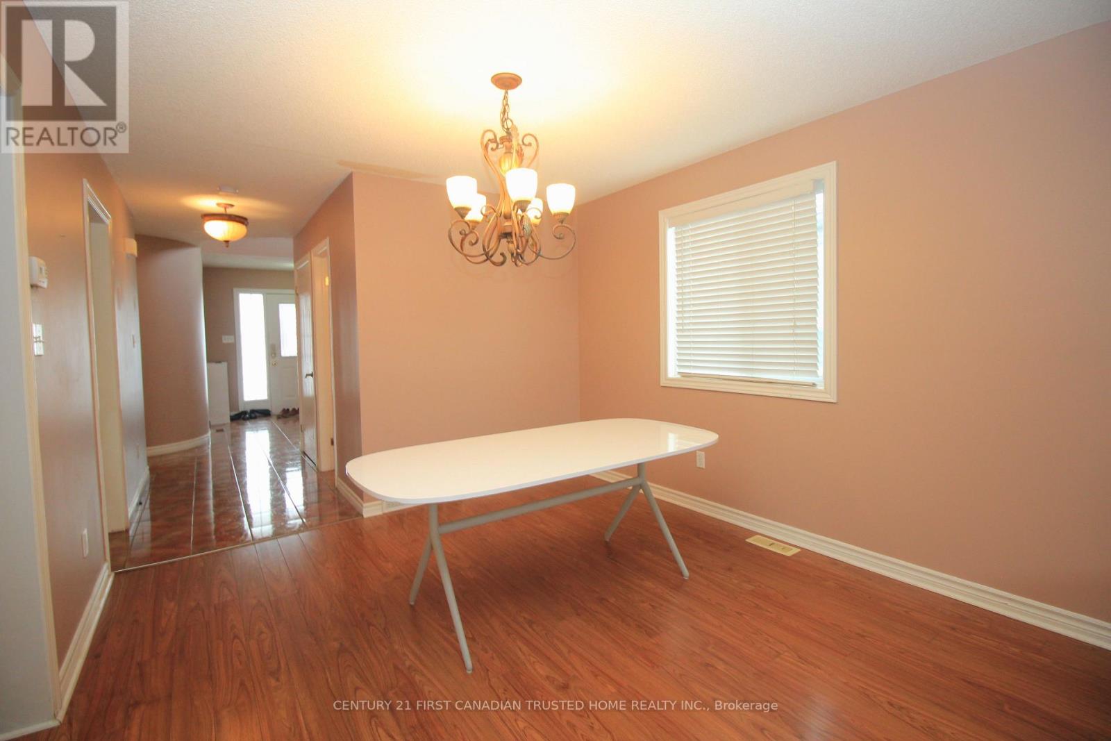 1681 Benjamin Drive, London East, Ontario  N5V 5K1 - Photo 9 - X12646680