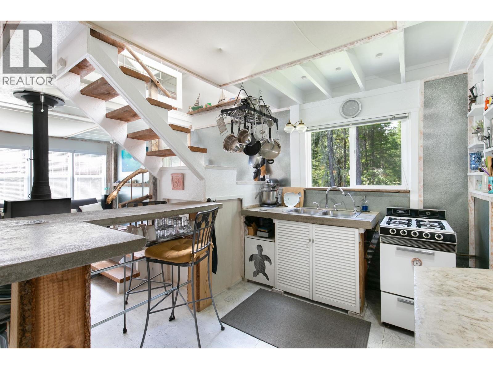 2841 Blackwater Road, D'arcy, British Columbia V0N 1L0 - Photo 4 - R3074709