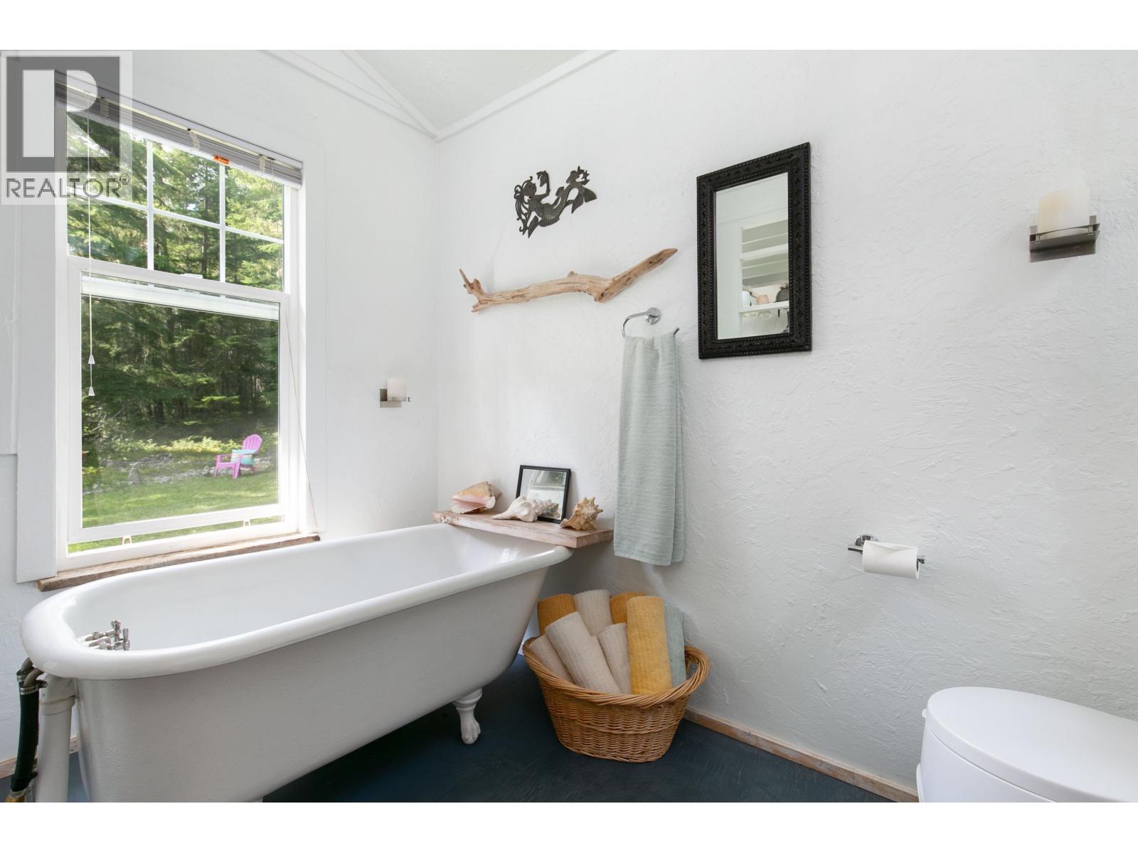 2841 Blackwater Road, D'arcy, British Columbia V0N 1L0 - Photo 8 - R3074709