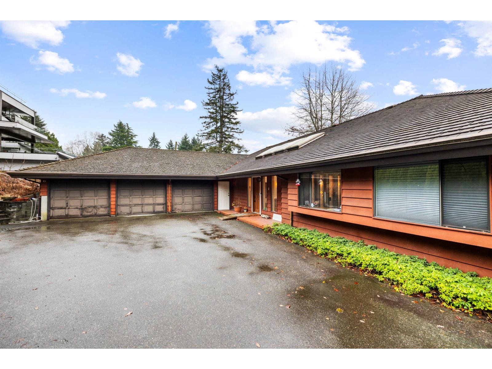 13193 Coulthard Road, Surrey, British Columbia  V3X 3E5 - Photo 5 - R3074707