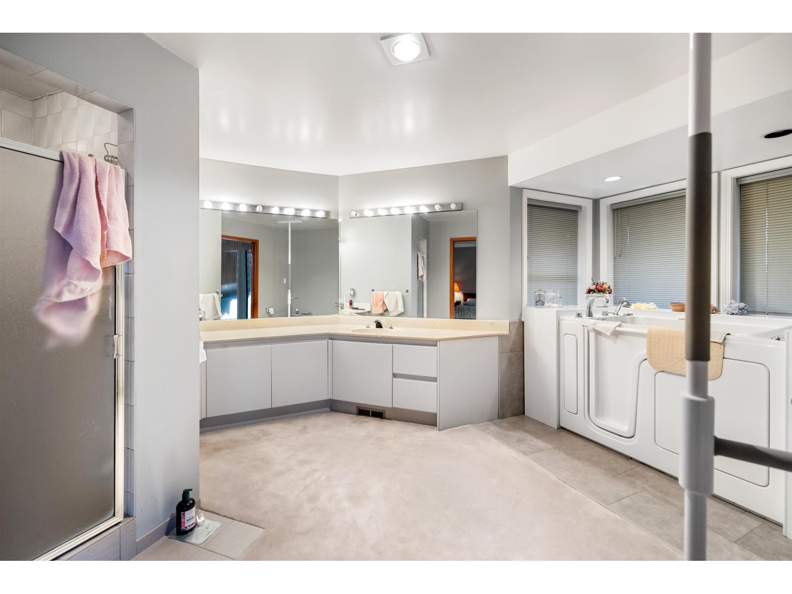 13193 Coulthard Road, Surrey, British Columbia  V3X 3E5 - Photo 25 - R3074707