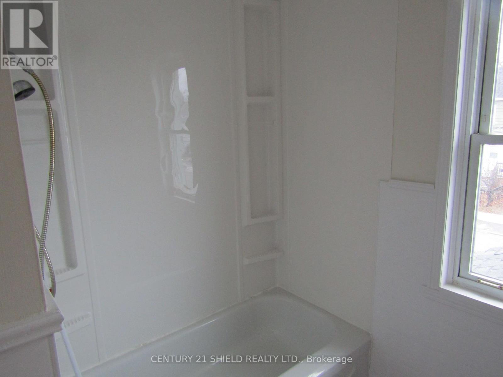 333 Munro Avenue, Cornwall, Ontario  K6J 4L4 - Photo 12 - X12646678