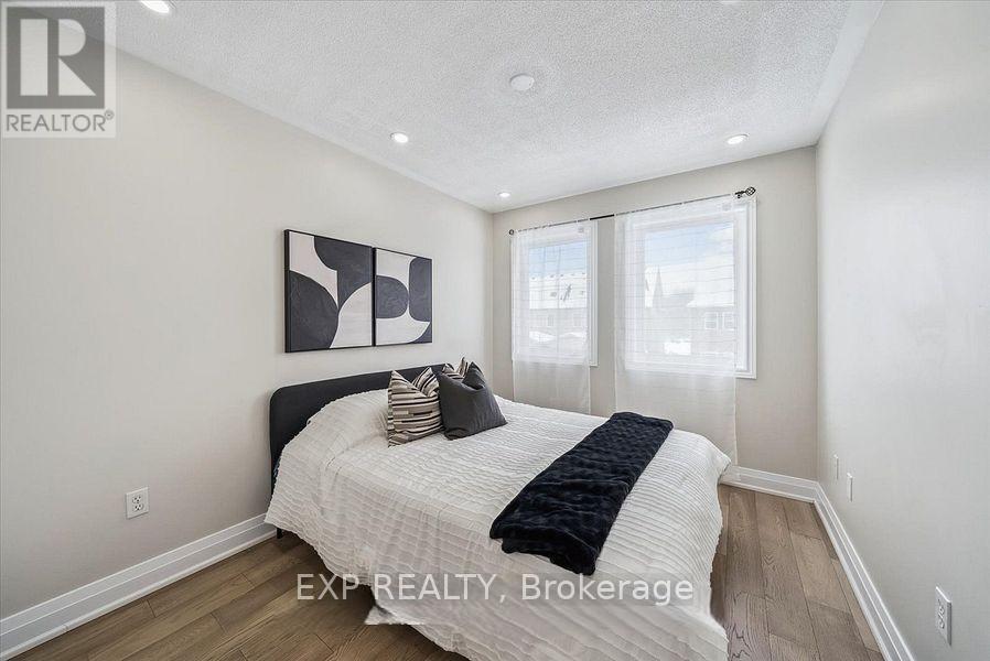 14 Gateway Court, Whitby, Ontario  L1R 3M9 - Photo 13 - E12646672