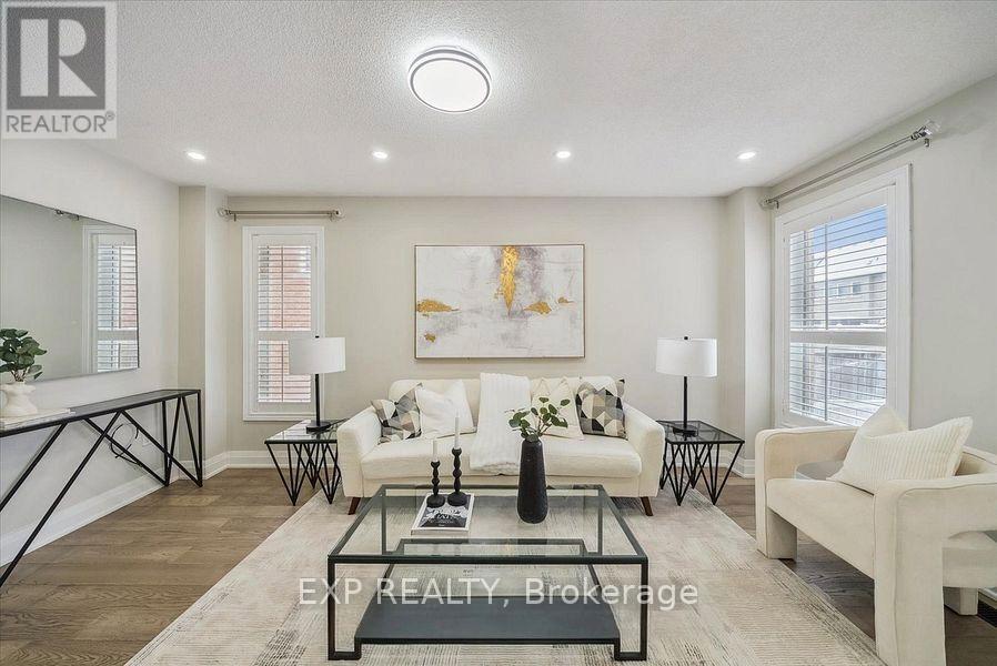 14 Gateway Court, Whitby, Ontario  L1R 3M9 - Photo 2 - E12646672