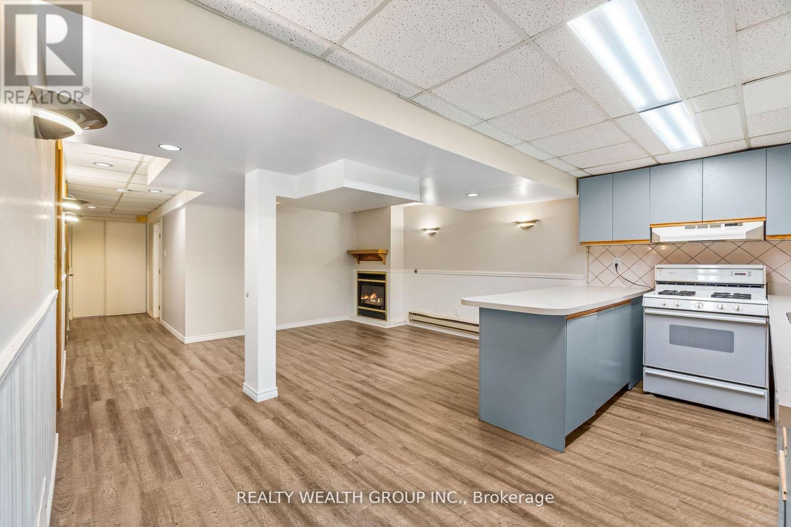 89 Knotty Pine Drive, Whitby, Ontario  L1R 2H3 - Photo 4 - E12646694